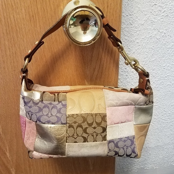 Coach Handbags - Beautiful Authentic Coach patchwork purse.